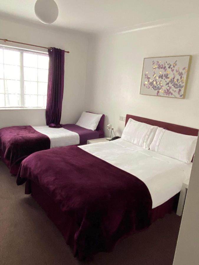 Green Acre Motel North Cornelly ภายนอก รูปภาพ